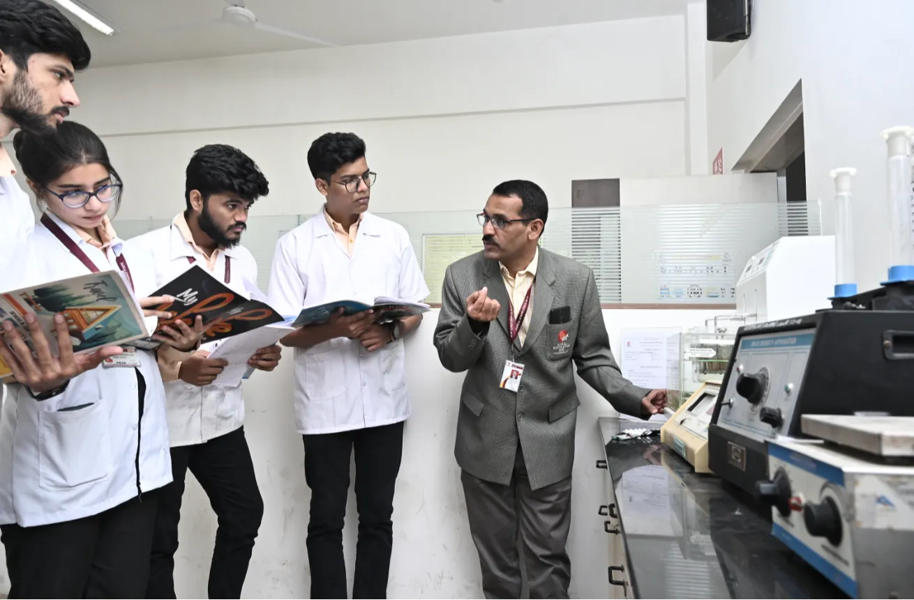 Labs at RG Sapkal College of Pharmacy